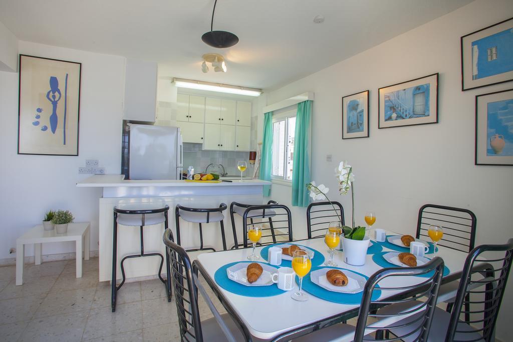 Protaras Holiday Suite Annie Exterior foto